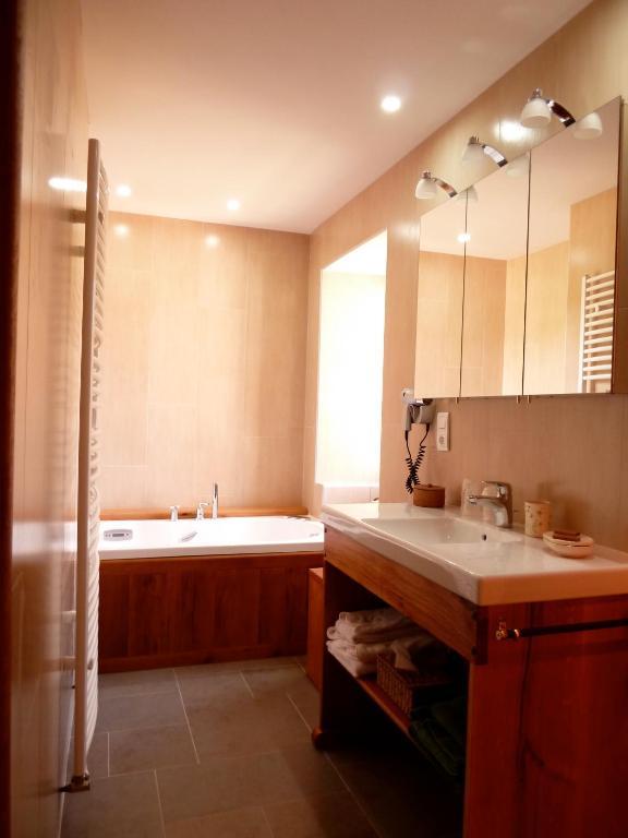 Chambres D'Hotes Du Hameau Les Brunes Bozouls Δωμάτιο φωτογραφία